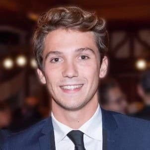Simon Rio